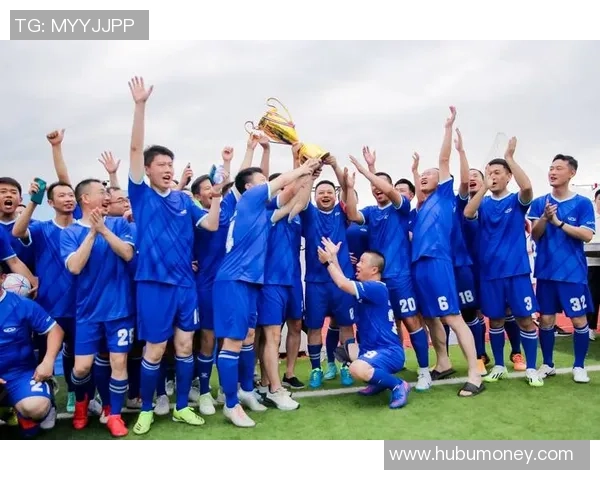 李F足球：探索足球背后的激情与梦想，重塑运动员的未来之路